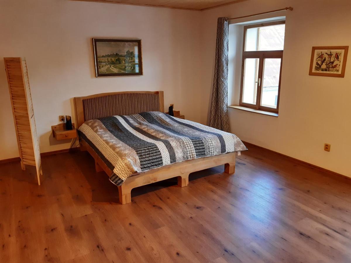 Appartamento Stáj Zakšín - špejchar Dubá Esterno foto
